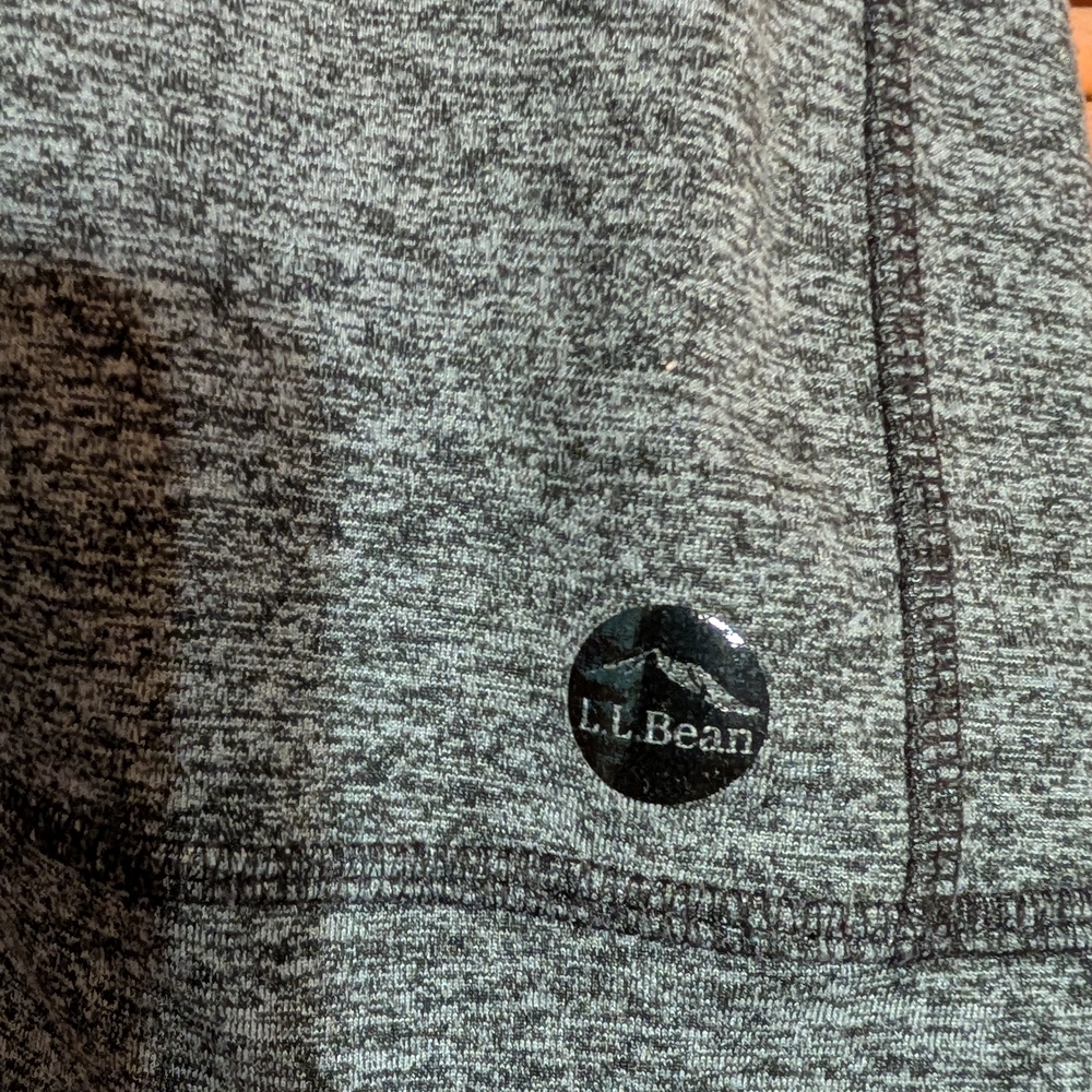 L.L. Bean Women's Charcoal Zip-Up Pullover - Picture 4 of 4